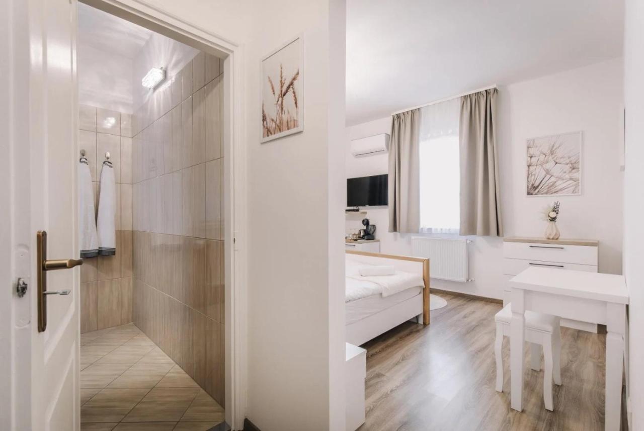 Apartmanhaz Soho Дьёр Экстерьер фото