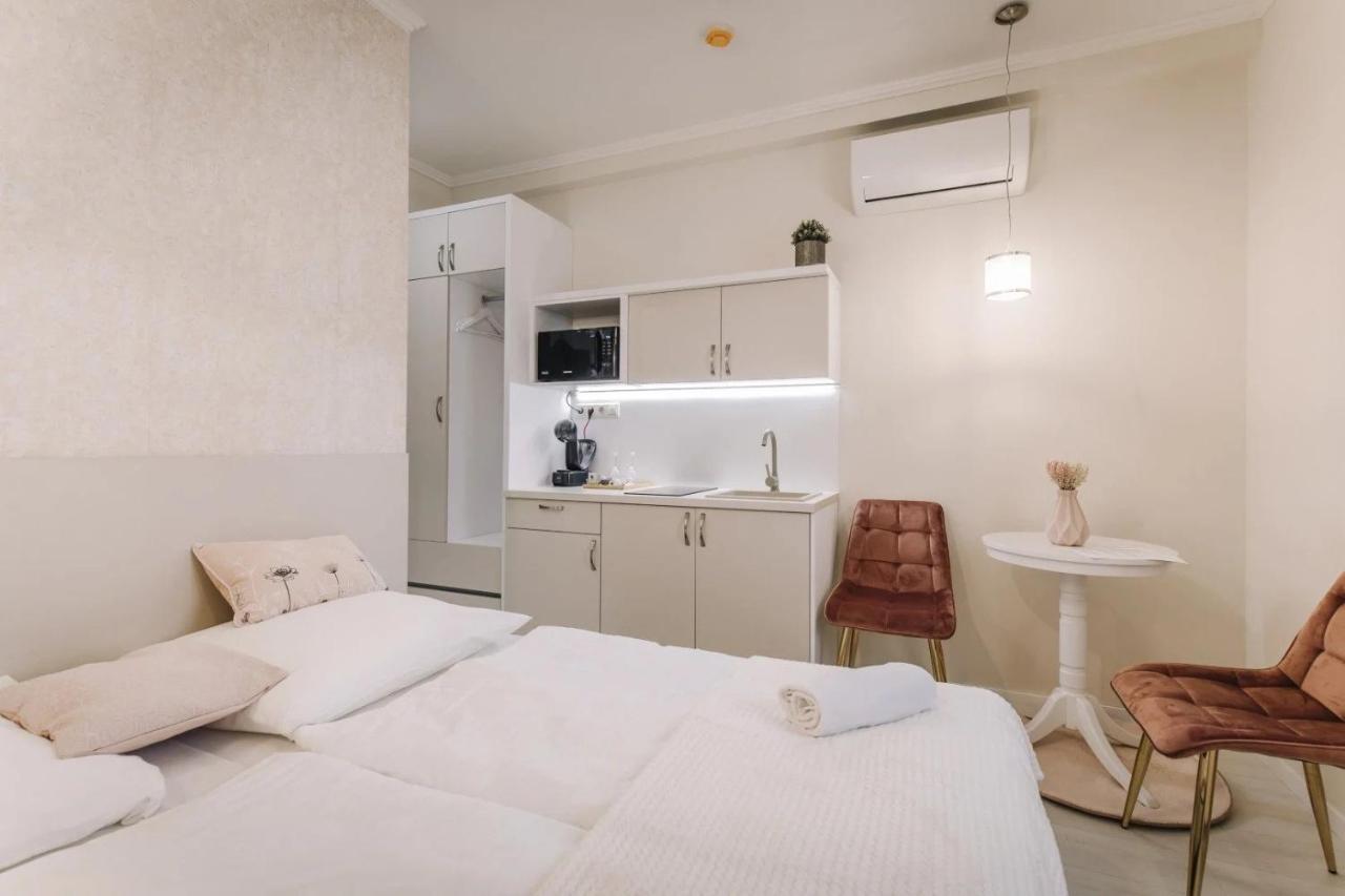 Apartmanhaz Soho Дьёр Экстерьер фото